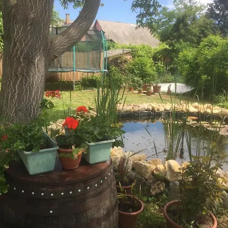 Lelle-kert 01 * Balatonlelle