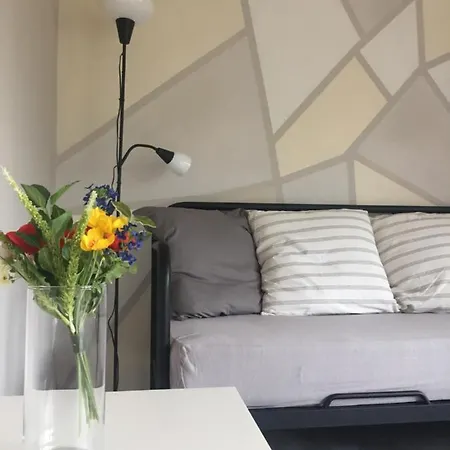 Lelle-kert 01 Apartmán *